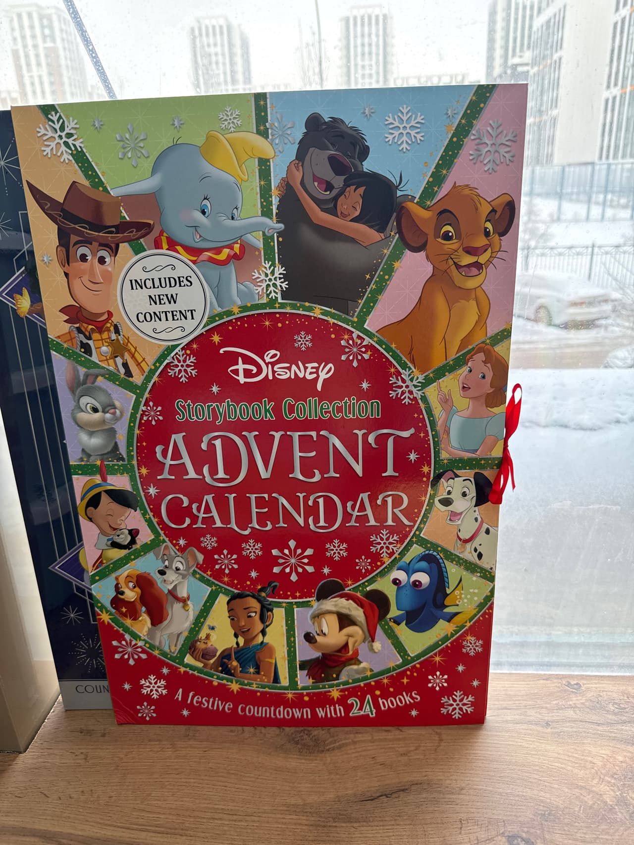 Disney Storybook Collection Advent Calendar (красн)