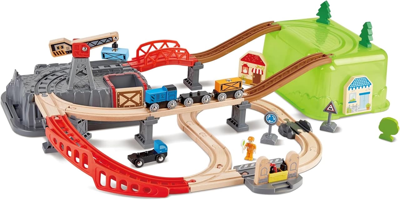 Hape. Railway Bucket-Builder-Set. 3764